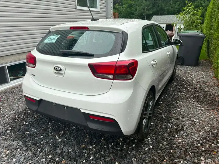 Kia Rio 2018 photo 3