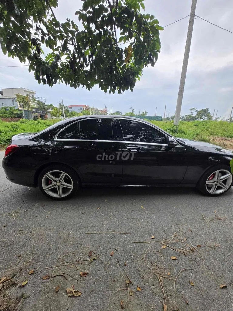 Mercedes-Benz C-Class 2016 photo 4