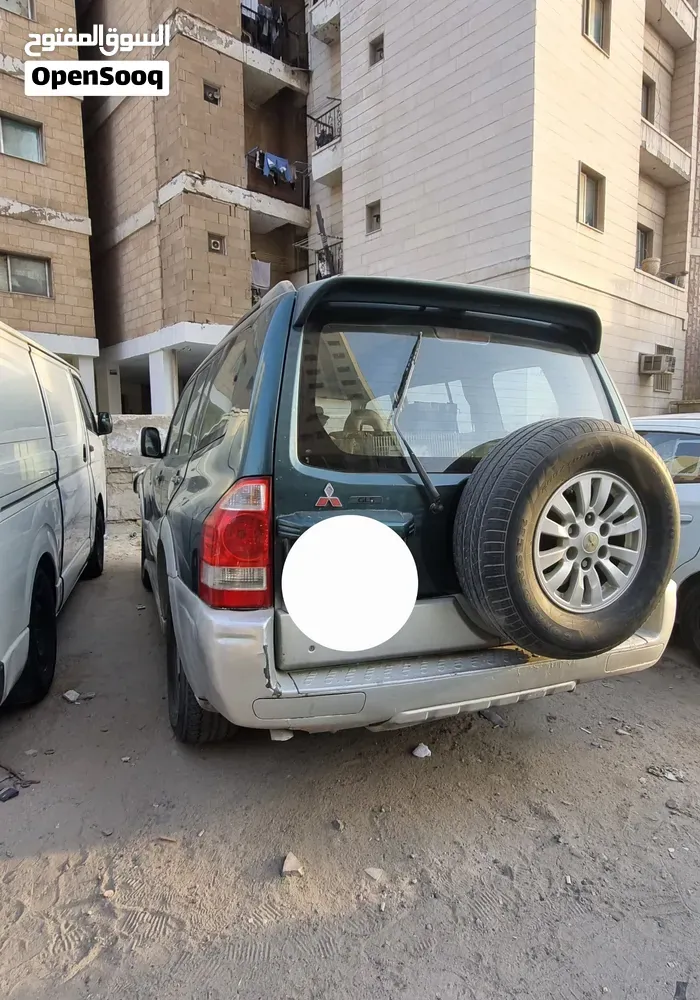 Mitsubishi Pajero 2003 photo 2