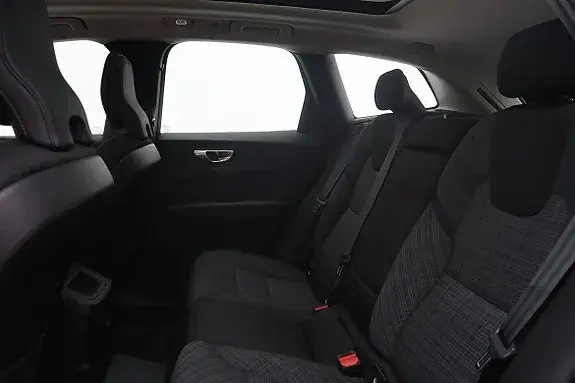 Volvo Xc60 2025 photo 5