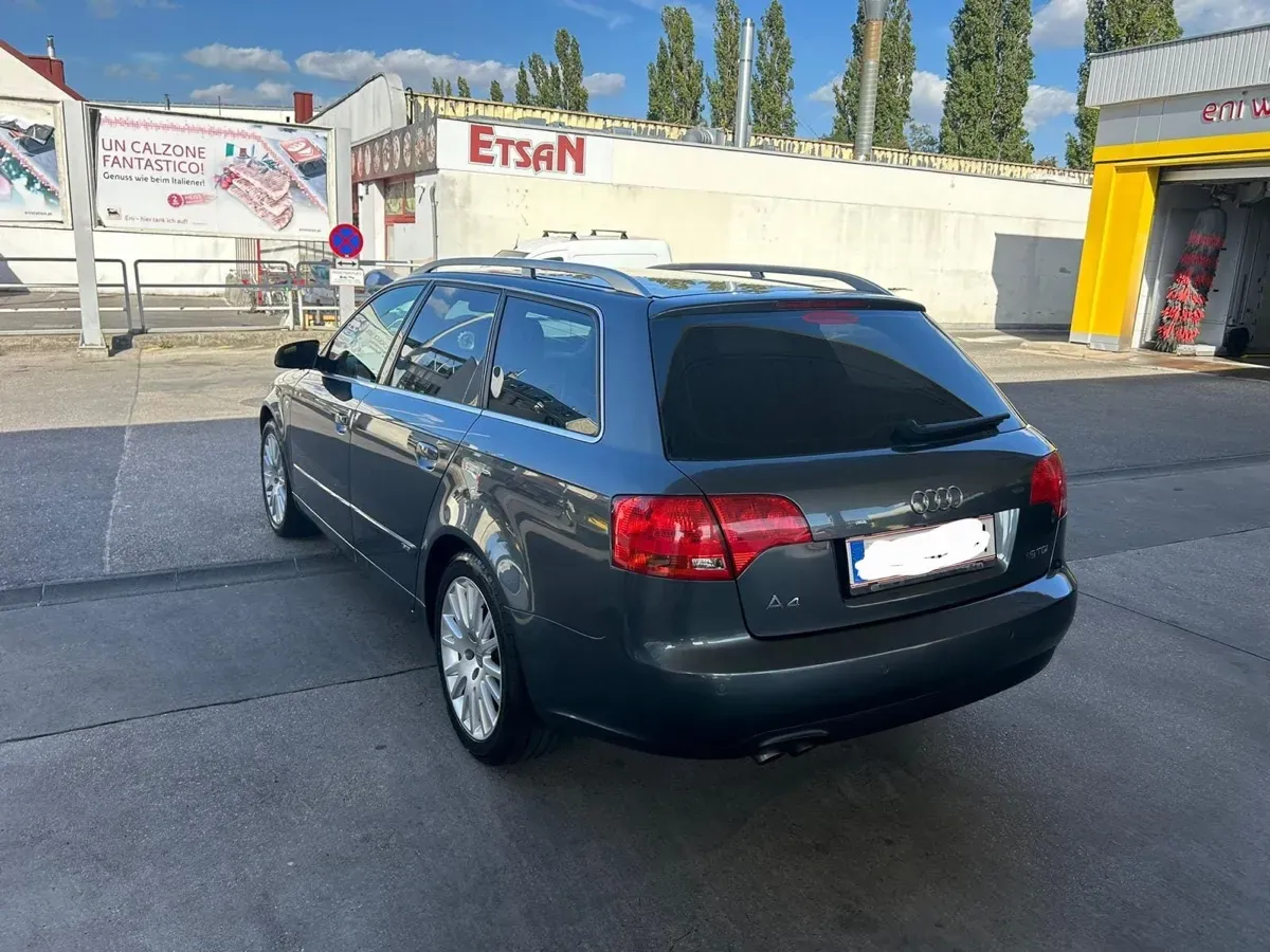 Audi A4 2006 photo 2