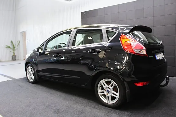 Ford Fiesta 2014 photo 4