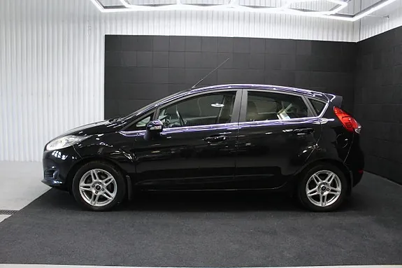 Ford Fiesta 2014 photo 3