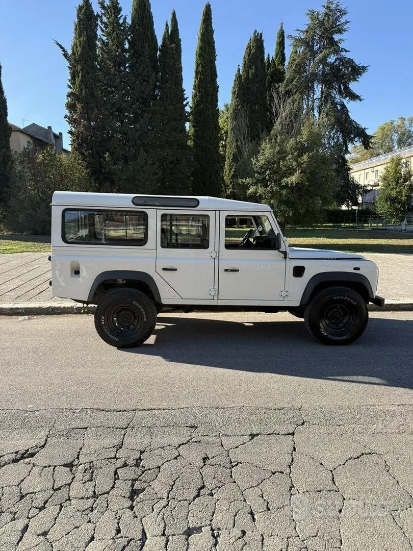 Land Rover Defender 2007 photo 2