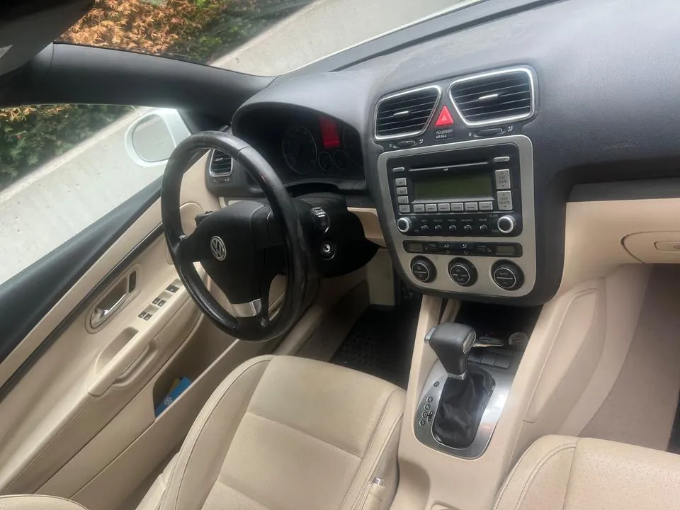 Volkswagen Eos