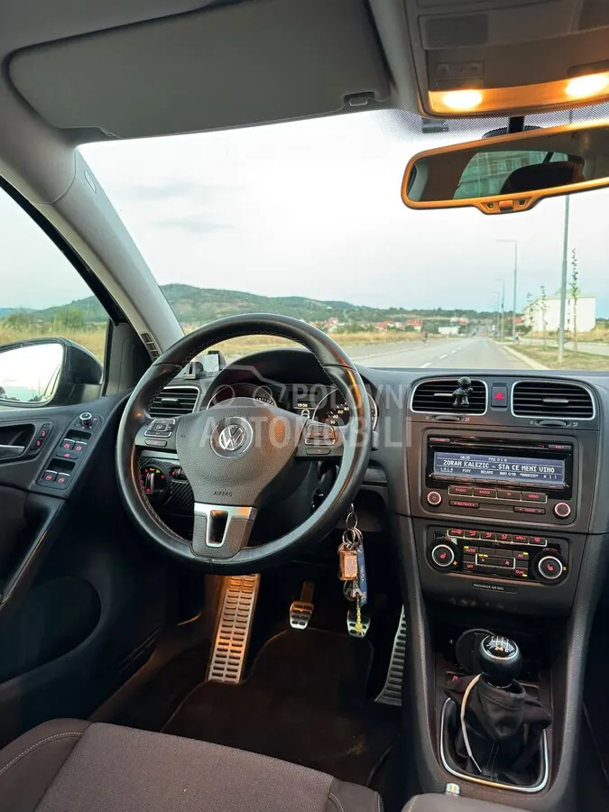 Volkswagen Golf 2011 photo 5