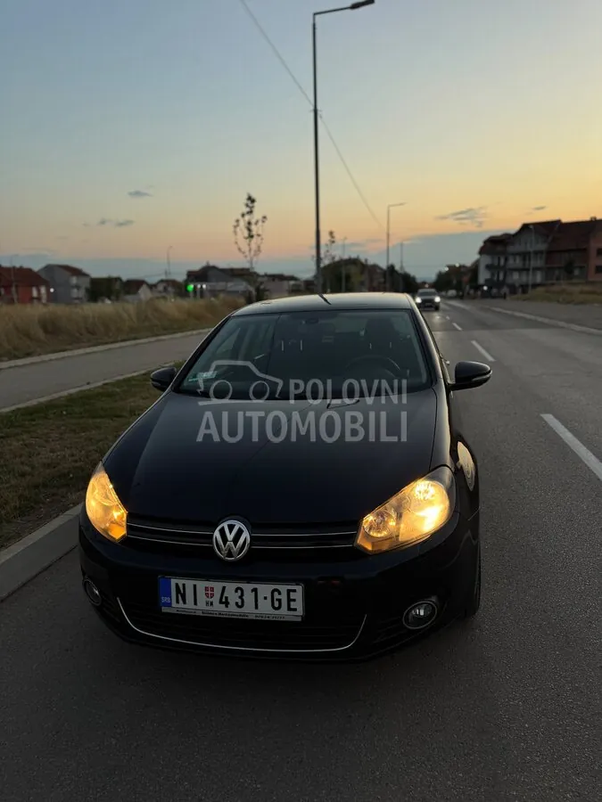 Volkswagen Golf 2011 photo 3