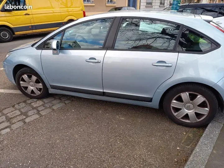 Citroen C4 2005 photo 2