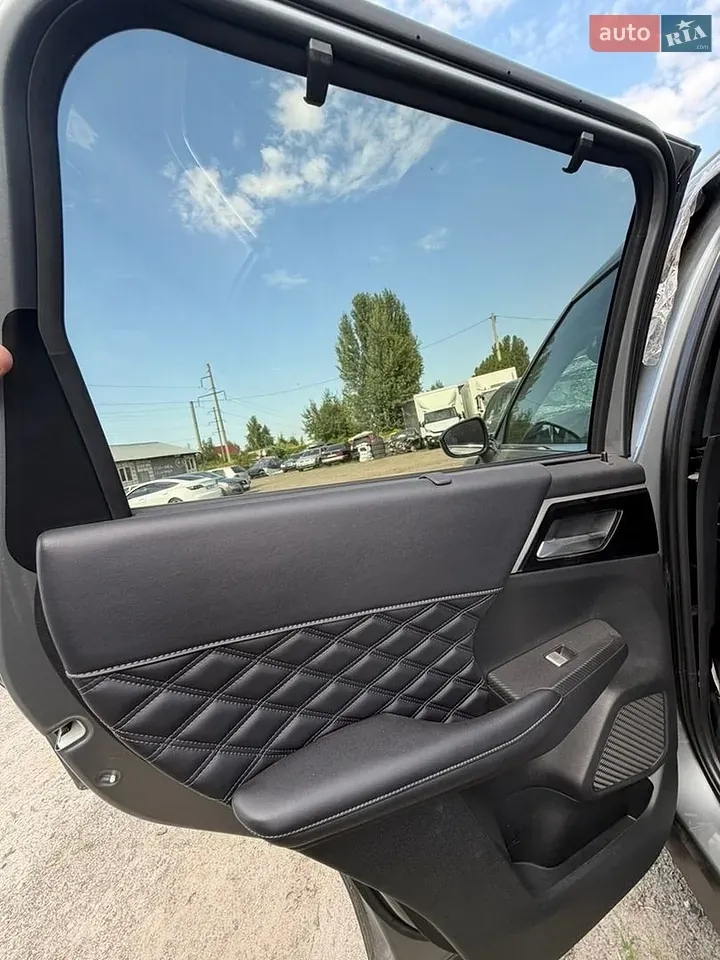 Mitsubishi Outlander 2023 photo 5