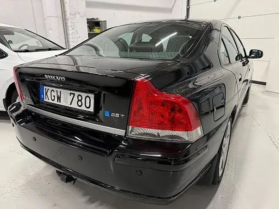 Volvo S60 2008 photo 3
