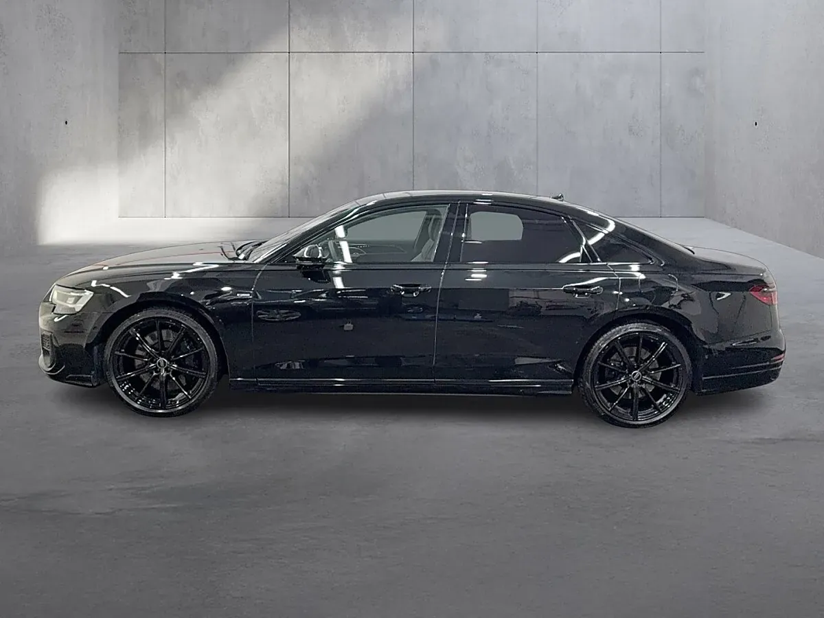Audi A8 2024 photo 3