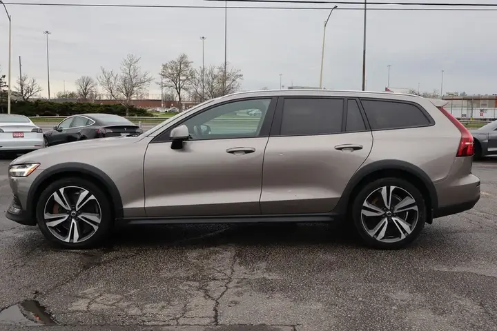 Volvo V60 Cross Country 2020 photo 4