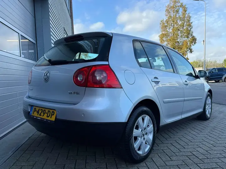 Volkswagen Golf 5 2005 photo 4