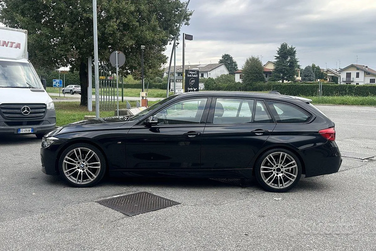 BMW 318D Touring Msport 2016 photo 2