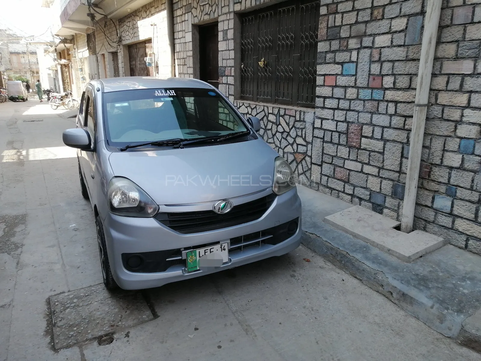 Daihatsu Mira