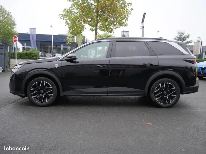 Peugeot 5008 2025 photo 5