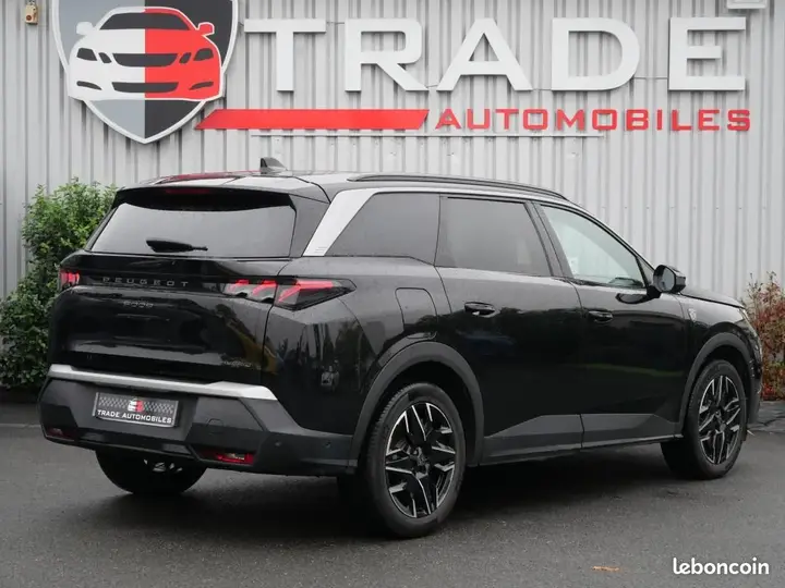 Peugeot 5008 2025 photo 2