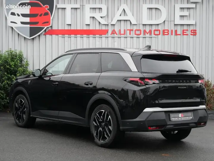 Peugeot 5008 2025 photo 3