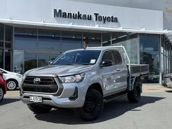 Toyota Hilux 2024 photo 2