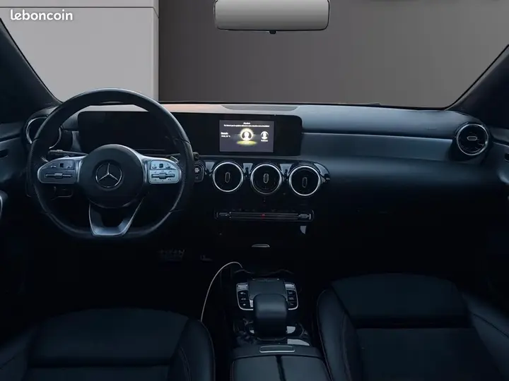 Mercedes-Benz A-Class 2019 photo 2
