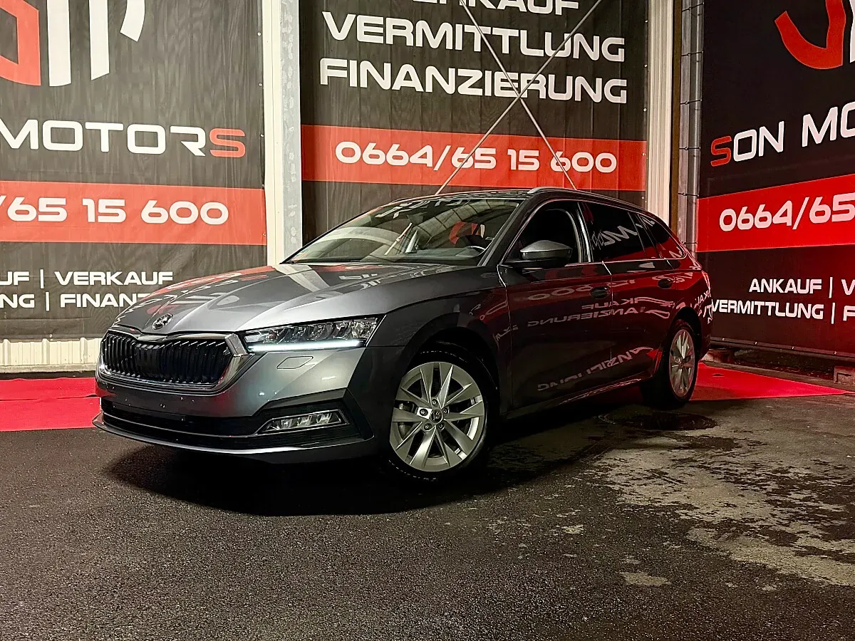 Skoda Octavia 2023 photo 2
