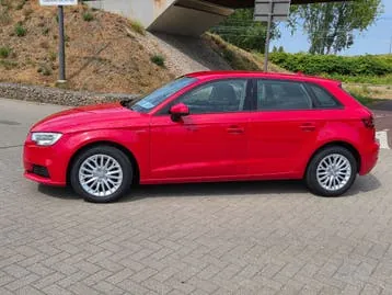 Audi A3 2017 photo 3