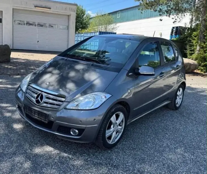 Mercedes-Benz A Klasse 180