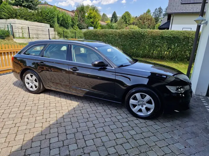 Audi A6 Avant
