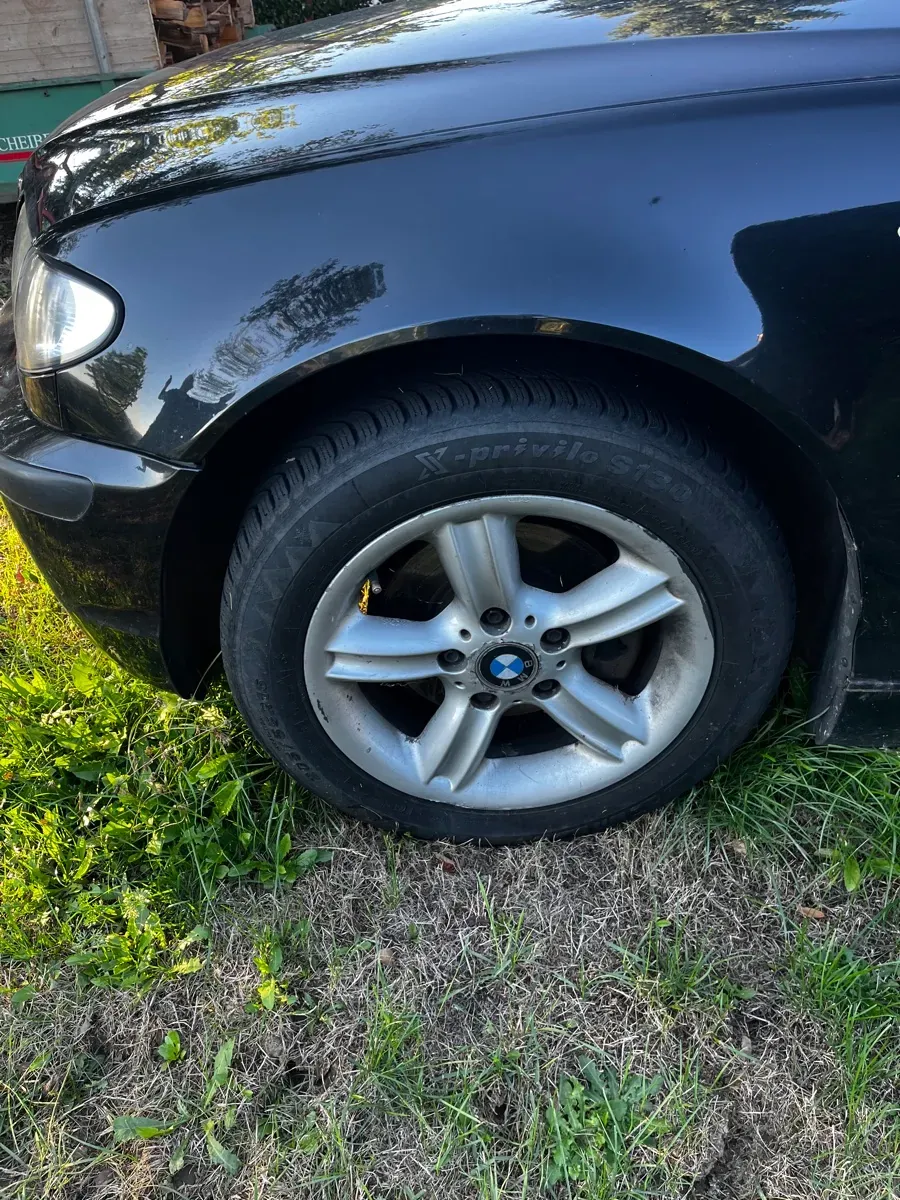 BMW 3 Series 2005 photo 2