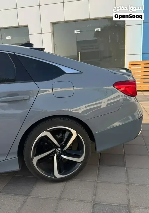 Honda Accord 2021 photo 2