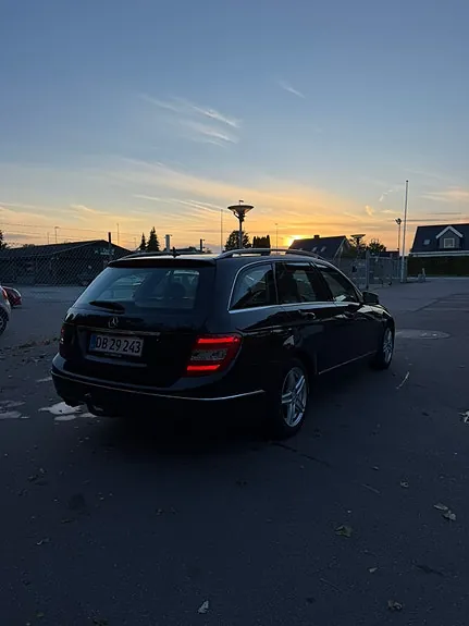 Mercedes-Benz C200 2012 photo 5