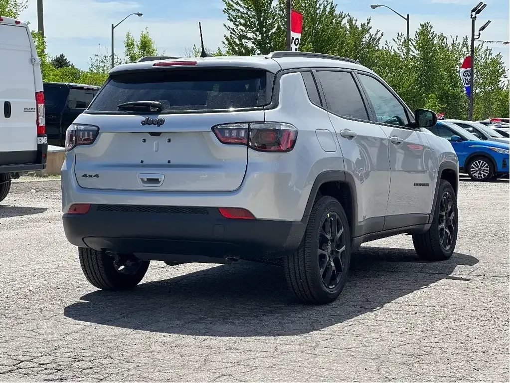 Jeep Compass 2026 photo 4
