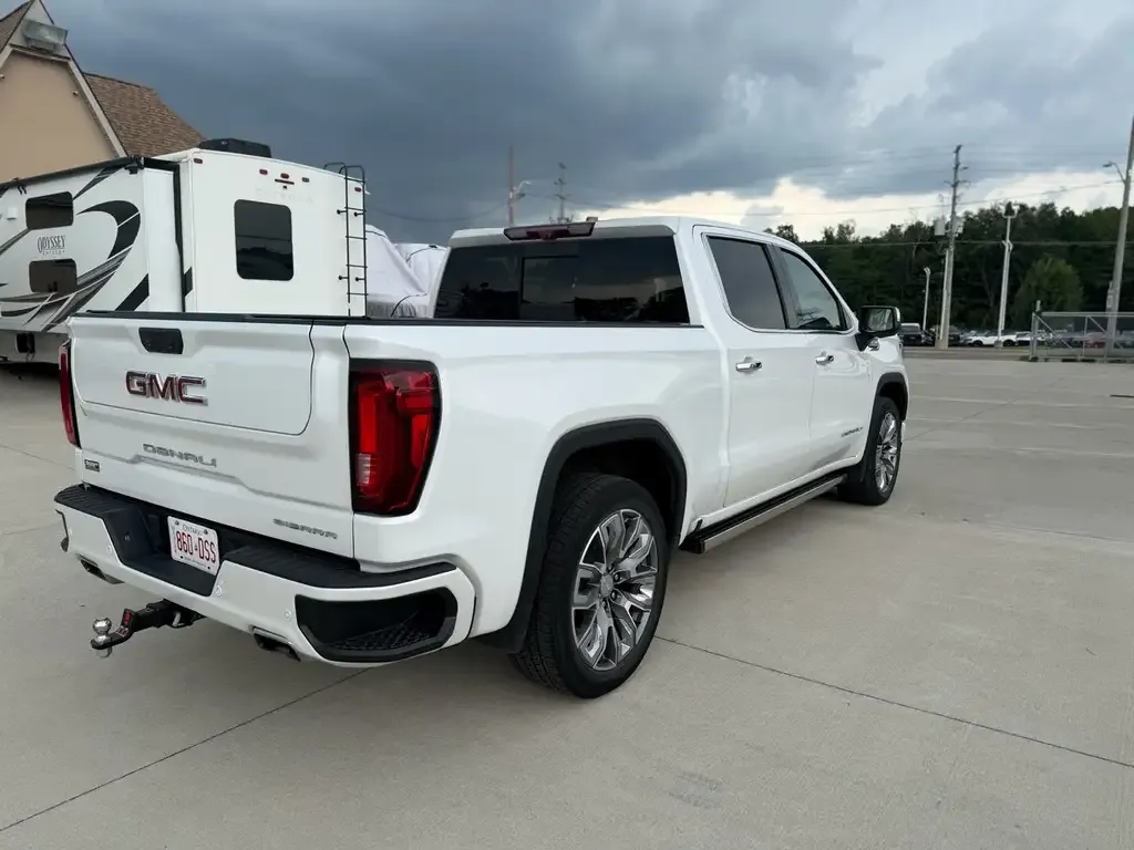 GMC Sierra 1500 2023 photo 3