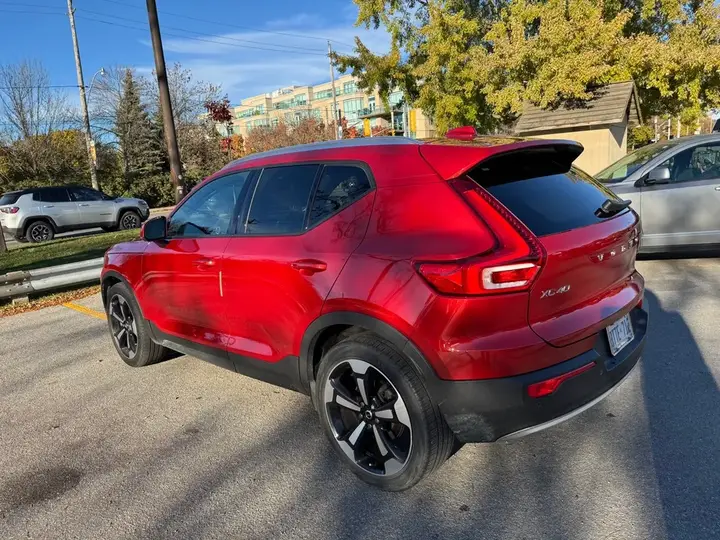 Volvo Xc40 2020 photo 2