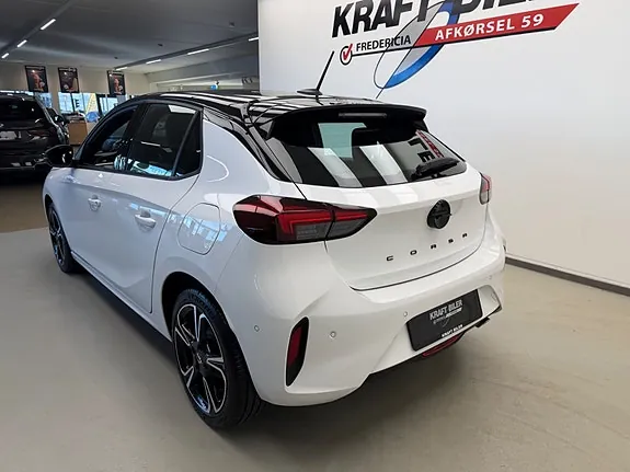 Opel Corsa 2024 photo 3
