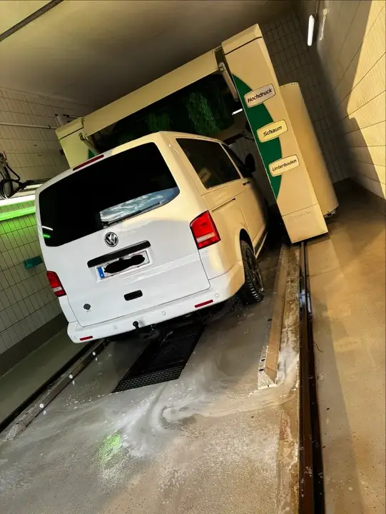 Volkswagen T5 2012 photo 2