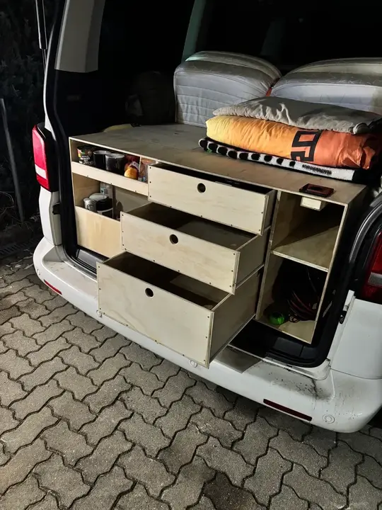 Volkswagen T5 2012 photo 3