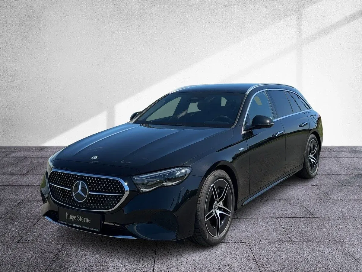 Mercedes-Benz E-Class 2025 photo 2