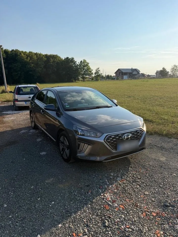 Hyundai Ioniq Hybrid