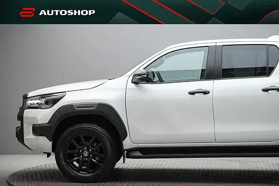 Toyota Hilux 2025 photo 5