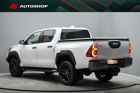 Toyota Hilux 2025 photo 3