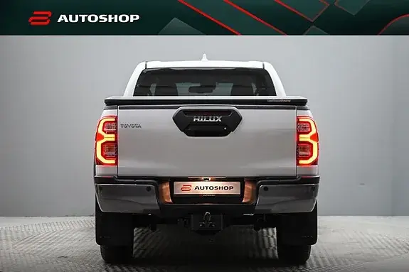 Toyota Hilux 2025 photo 4