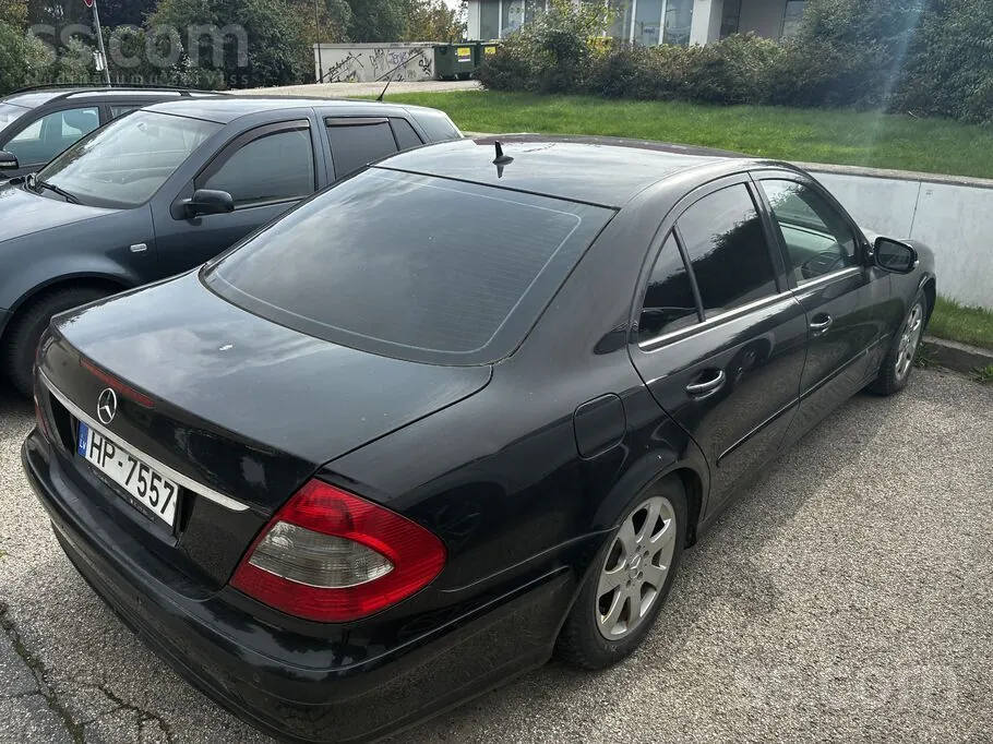 Mercedes-Benz E200 2007 photo 4