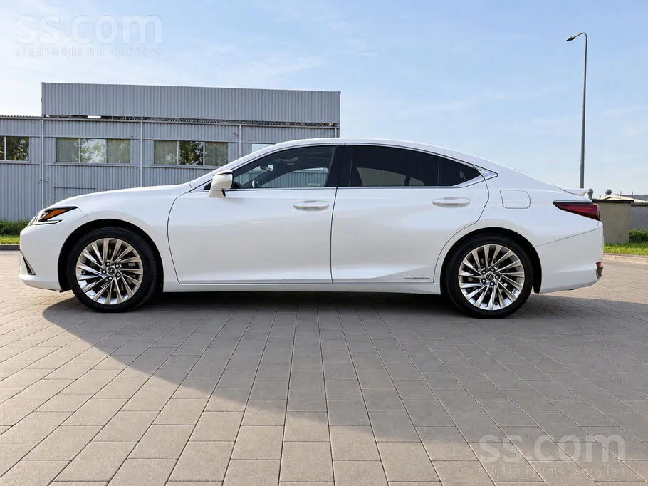 Lexus Es 2019 photo 3