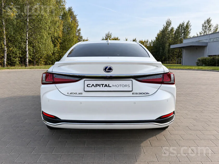 Lexus Es 2019 photo 5