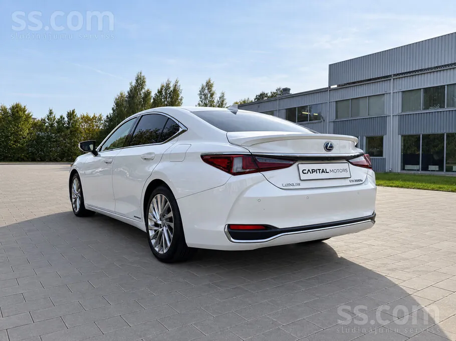 Lexus Es 2019 photo 4