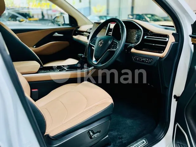 MG Hector Plus 2026 photo 4