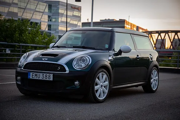 Mini Cooper S 2011 photo 2