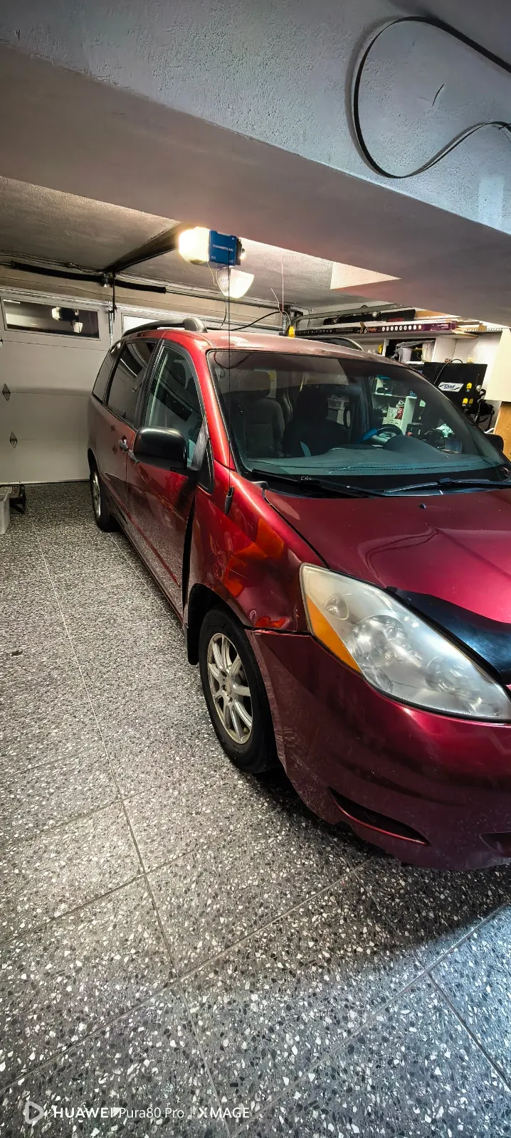 Toyota Sienna 2007 photo 2