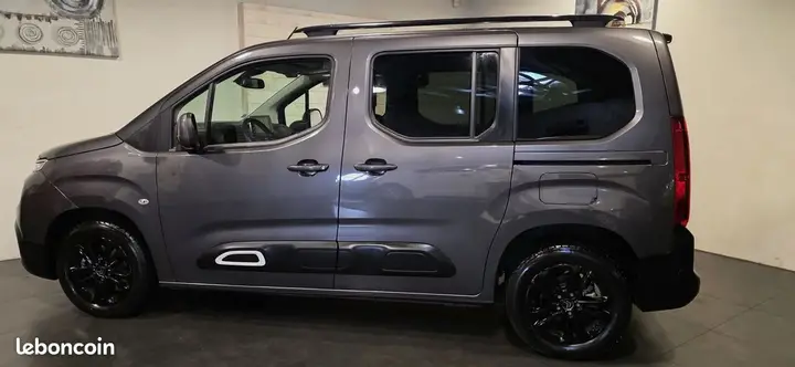 Citroen Berlingo 2021 photo 3